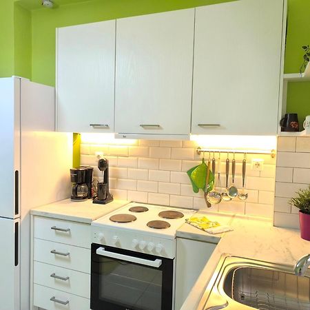 Casa Bonita, House With Private Entrance And Garden, Between Center And Sea アテネ エクステリア 写真